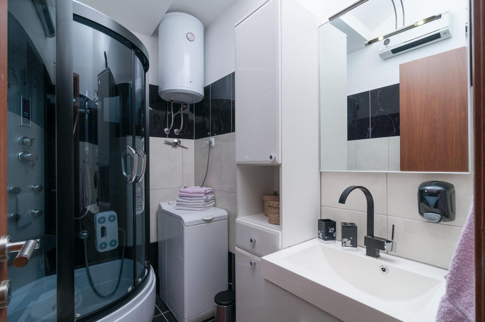 Split Center Apartment Ngoại thất bức ảnh