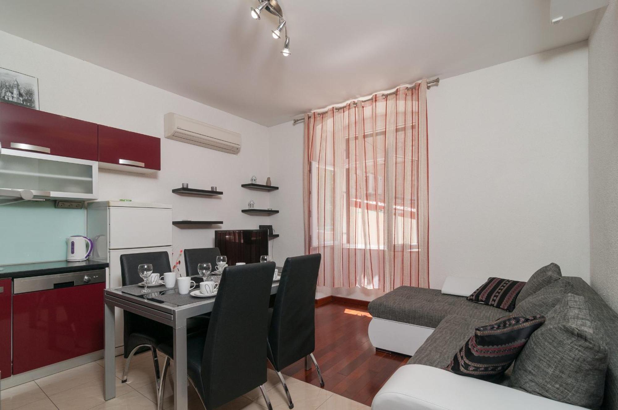Split Center Apartment Ngoại thất bức ảnh