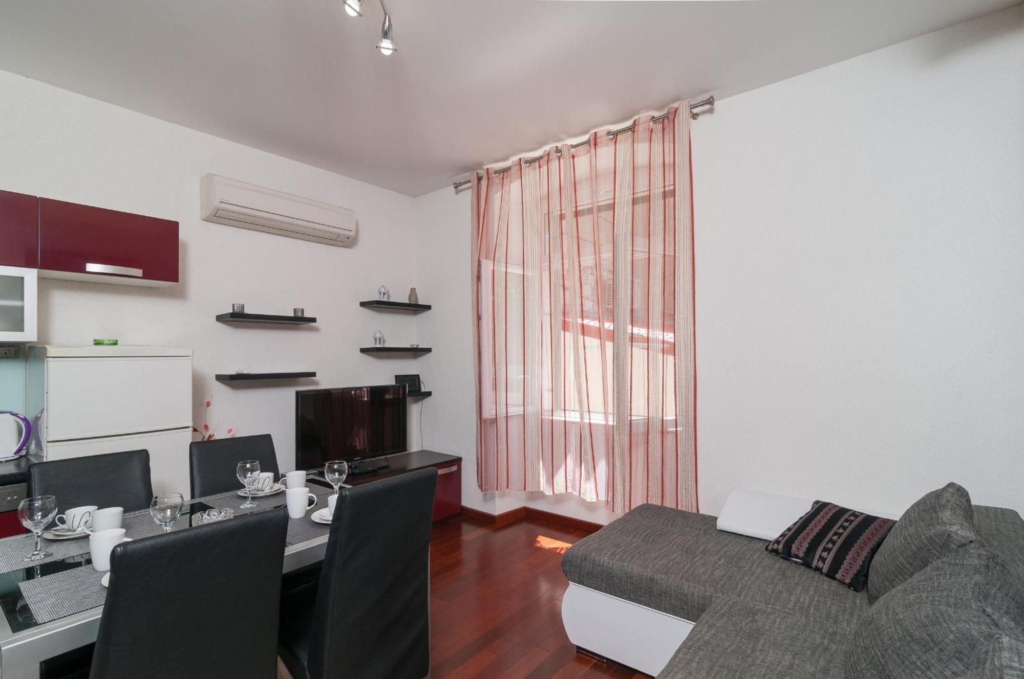 Split Center Apartment Ngoại thất bức ảnh